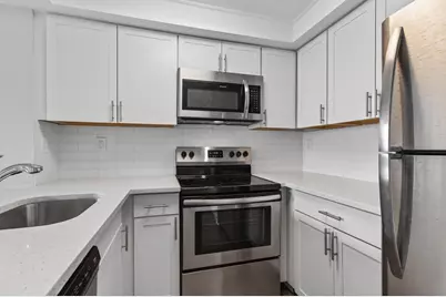 714 Executive Center Drive #13, West Palm Beach, FL 33401 - Photo 2