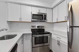 714 Executive Center Dr, West Palm Beach, FL 33401 - Photo 2