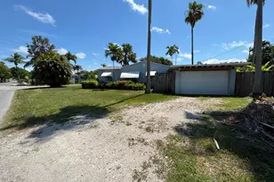 1749 NE 15th St, Fort Lauderdale, FL 33304 - Photo 6