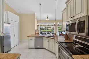 118 Fernwood Crescent, Royal Palm Beach, FL 33411 - Photo 14