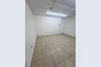 1750 Latham Road #13, West Palm Beach, FL 33409 - Photo 2