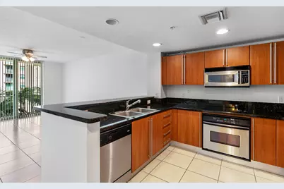 610 Clematis Street #527, West Palm Beach, FL 33401 - Photo 2