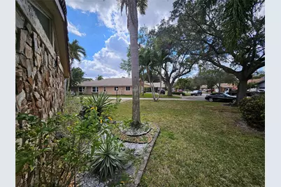 197 NW 113th Way, Coral Springs, FL 33071 - Photo 40