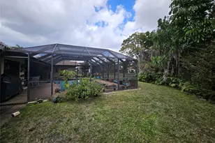 197 NW 113th Way, Coral Springs, FL 33071 - Photo 32