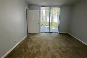 718 Executive Center Dr, West Palm Beach, FL 33401 - Photo 8