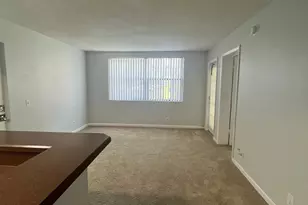 718 Executive Center Dr, West Palm Beach, FL 33401 - Photo 6