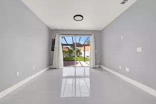 17021 NW 10th St, Pembroke Pines, FL 33028 - Photo 8