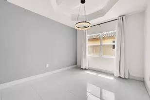 17021 NW 10th St, Pembroke Pines, FL 33028 - Photo 12
