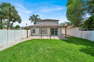17021 NW 10th St, Pembroke Pines, FL 33028 - Photo 34