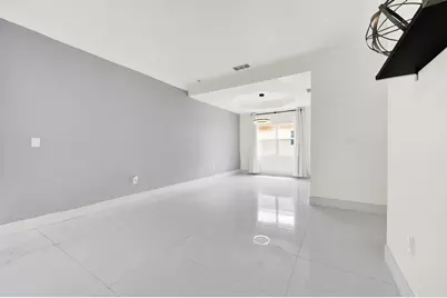 17021 NW 10th Street, Pembroke Pines, FL 33028 - Photo 18