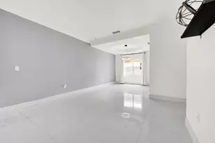 17021 NW 10th St, Pembroke Pines, FL 33028 - Photo 18