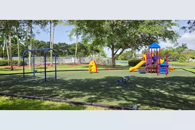 17021 NW 10th Street, Pembroke Pines, FL 33028 - Photo 56