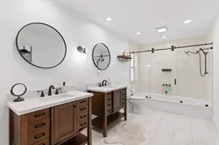 6106 Royal Poinciana Ln, Tamarac, FL 33319 - Photo 24