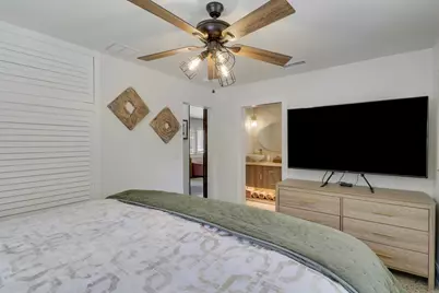 940 Dogwood Road, North Palm Beach, FL 33408 - Photo 22