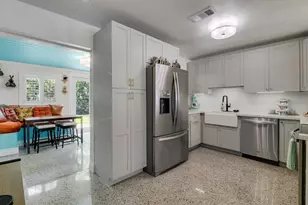 940 Dogwood Rd, North Palm Beach, FL 33408 - Photo 12