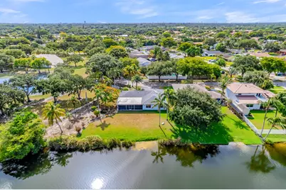 5523 SW 116th Avenue, Cooper City, FL 33330 - Photo 8