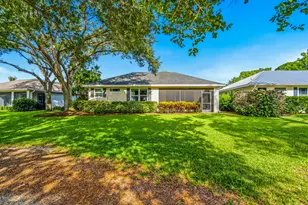 687 Hampton Woods Ln SW, Vero Beach, FL 32962 - Photo 30