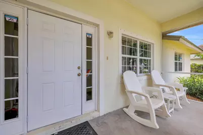 1295 12th Avenue SW, Vero Beach, FL 32962 - Photo 4