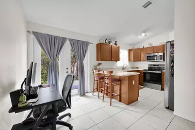 1295 12th Avenue SW, Vero Beach, FL 32962 - Photo 8