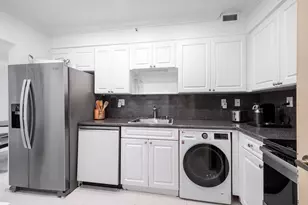 2501 S Ocean Dr, Hollywood, FL 33019 - Photo 8