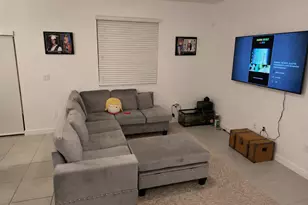 237 SW 159th Way, Pembroke Pines, FL 33027 - Photo 4