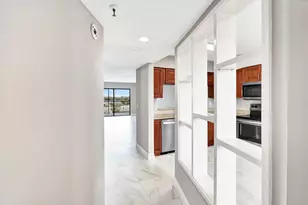 2200 S Cypress Bend Dr, Pompano Beach, FL 33069 - Photo 40