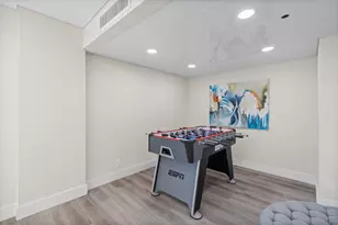 340 Sunset Dr, Fort Lauderdale, FL 33301 - Photo 24