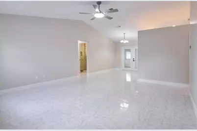 672 SW Ewing Avenue, Port Saint Lucie, FL 34983 - Photo 4