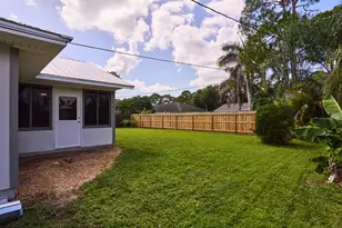 672 SW Ewing Ave, Port Saint Lucie, FL 34983 - Photo 18