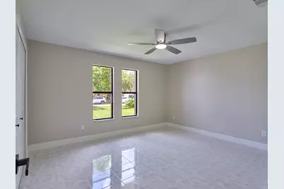 672 SW Ewing Avenue, Port Saint Lucie, FL 34983 - Photo 10