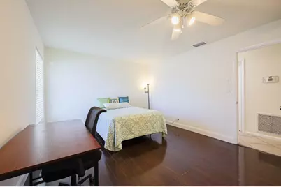384 NW 23rd Street, Boca Raton, FL 33431 - Photo 8