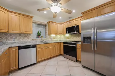 384 NW 23rd Street, Boca Raton, FL 33431 - Photo 36