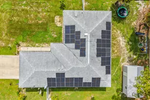 5042 SE Tradewinds Cir, Labelle, FL 33935 - Photo 12