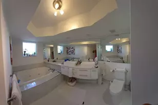 16425 Collins Ave, Sunny Isles Beach, FL 33160 - Photo 32