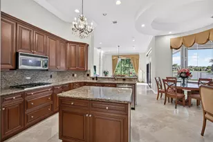 10715 Versailles Blvd, Wellington, FL 33449 - Photo 24