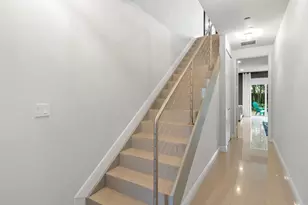 832 NE 19th Ave, Fort Lauderdale, FL 33304 - Photo 10