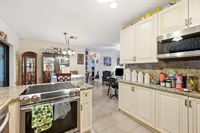1310 SW 7th Avenue, Deerfield Beach, FL 33441 - Photo 12