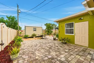 1310 SW 7th Ave, Deerfield Beach, FL 33441 - Photo 26