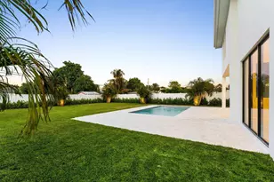 261 NW 8th St, Boca Raton, FL 33432 - Photo 46