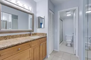 12900 SW 13th St, Pembroke Pines, FL 33027 - Photo 22