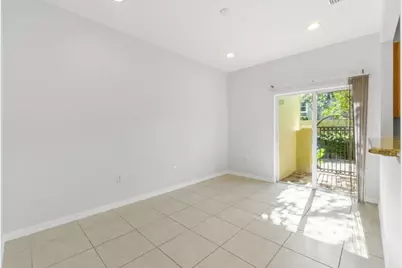 406 Lake Monterey Circle, Boynton Beach, FL 33426 - Photo 6