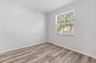406 Lake Monterey Cir, Boynton Beach, FL 33426 - Photo 16