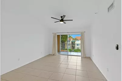135 Yacht Club Way #305, Hypoluxo, FL 33462 - Photo 22