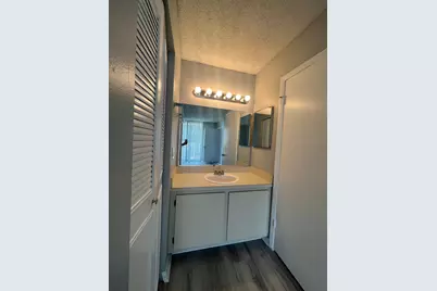 752 Executive Center Drive #110, West Palm Beach, FL 33401 - Photo 8