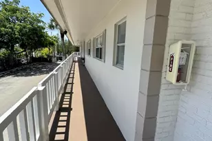 610 SE 2nd Ave, Deerfield Beach, FL 33441 - Photo 4