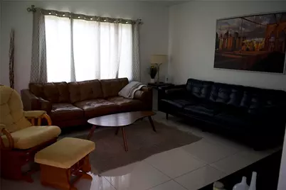 11150 Peachtree Drive, Miami, FL 33161 - Photo 4