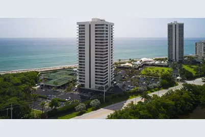 5550 N Ocean Drive #9D, Singer Island, FL 33404 - Photo 2