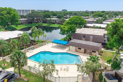 2562 NW 99th Avenue, Coral Springs, FL 33065 - Photo 32