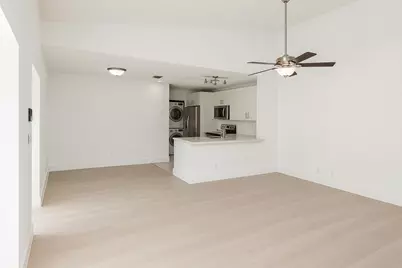 3504 Waterview Circle, Palm Springs, FL 33461 - Photo 8