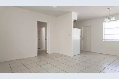 1945 NE 4th Street #2, Deerfield Beach, FL 33441 - Photo 2